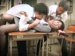 昏睡中出し強姦 生徒にクロロホルムを嗅がされ失神し昏睡中出しレイプされ証拠撮影までされた女教師たち