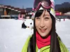 素人 スキー場でナンパされた女子が手コキとフェラするハメ撮りエッチ! ! ...