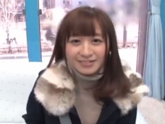 童貞くんにやさしく騎乗位でエッチのてほどき