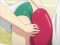 エロアニメ 体育祭での1コマ! 風船割りをするため巨尻でぐいぐい押し付ける美少女ちゃん