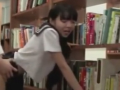 童顔でセーラー服のJKを図書館内で痴漢レイプ動画