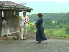ヘンリー塚本 本当に猥褻な昭和の農村の剣道美少女! ドスケベな親族のコーチが襲って来ます。