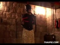 SM マスク姿の変態女を地下室で拘束調教!